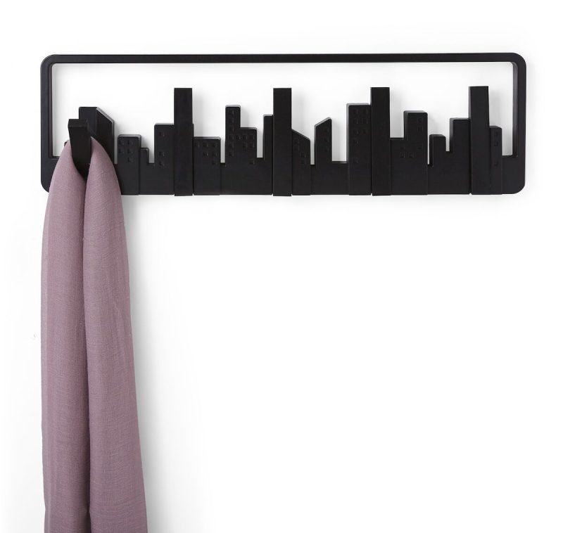 Umbra Skyline naulakko musta