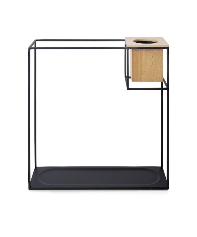 Umbra Cubist seinähylly