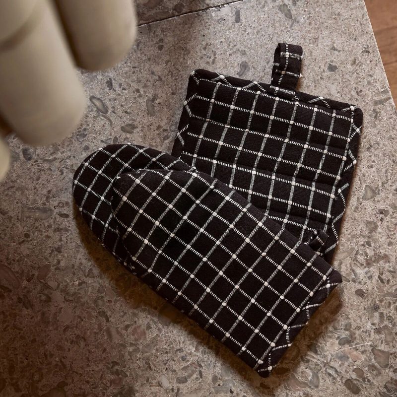 Anno Noki patakinnas 15x30 cm musta/luonnonvalkoinen