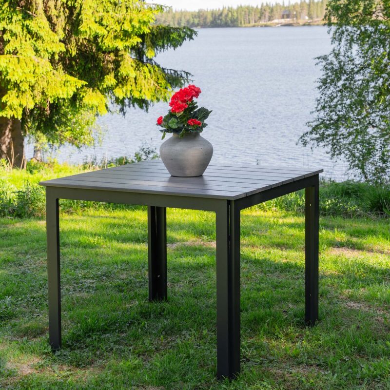 Brafab Patio aintwood ruokapöytä 91