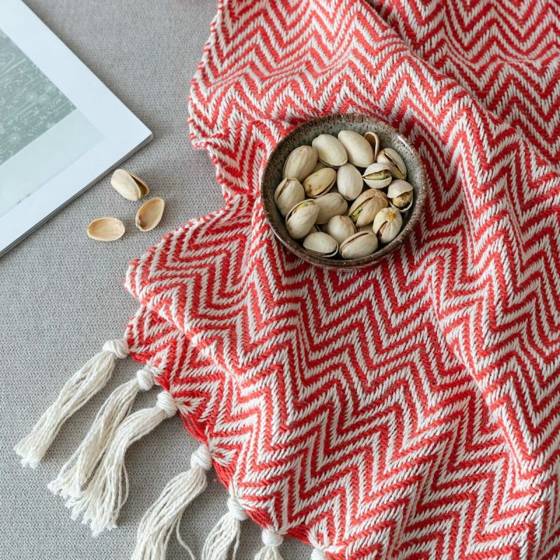 Siksak torkkupeitto 125x150 cm punainen